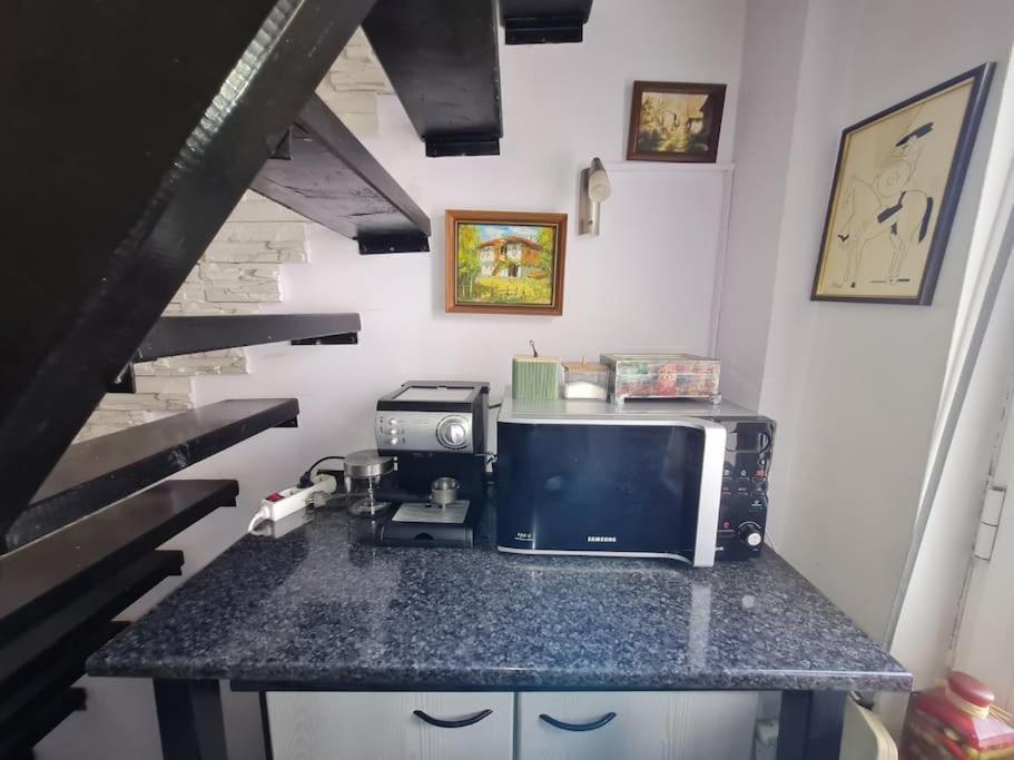 Raya Maisonette, Ideal Center Apartment โซเฟีย ภายนอก รูปภาพ